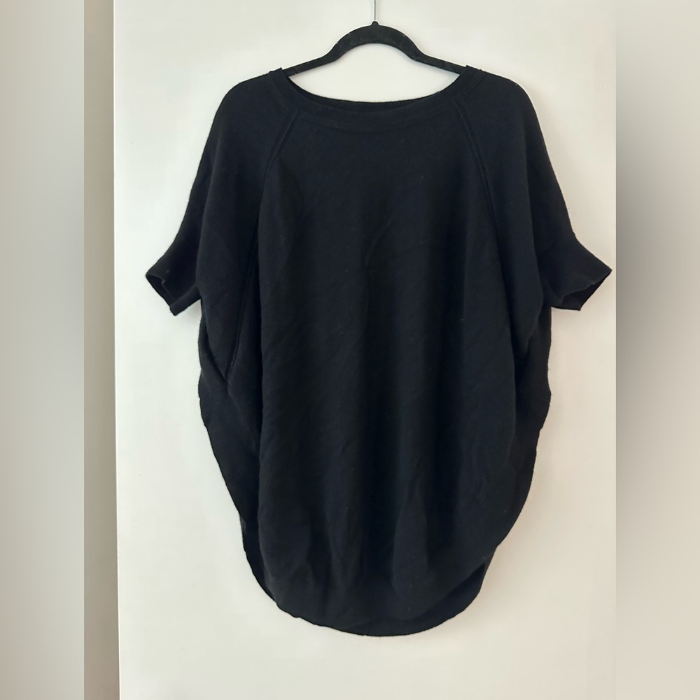 ALICE + OLIVIA Base Black Wool Soft Knit Boxy Curve Sweater Top